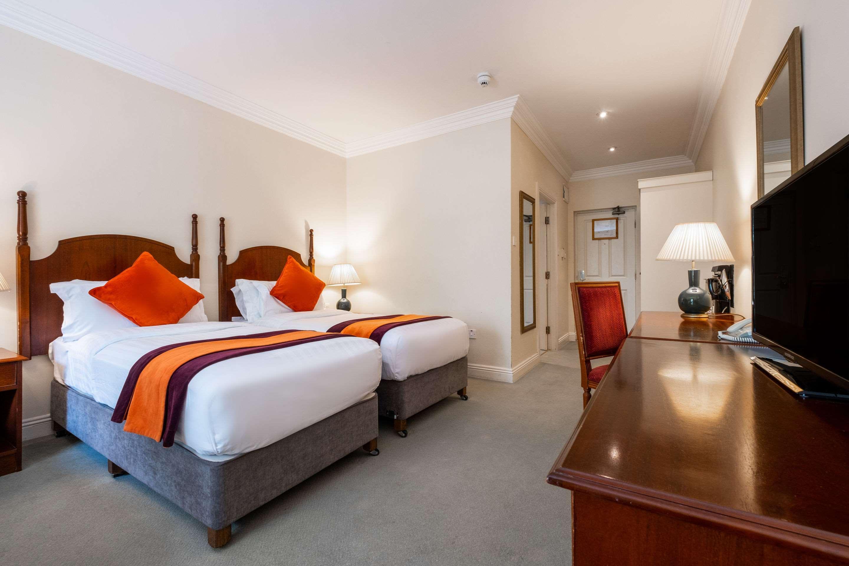 Hotel Woodstock Ennis Dış mekan fotoğraf
